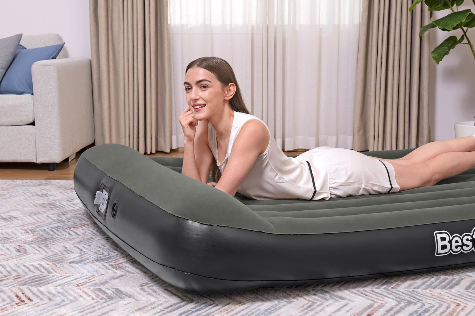 Надуваем двоен матрак с вградена помпа на батерии 2.03m x 1.52m x 30cm Tritech Air Mattress Queen - Image 16